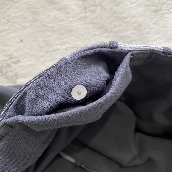Lululemon align shorts - Picture 4 of 4